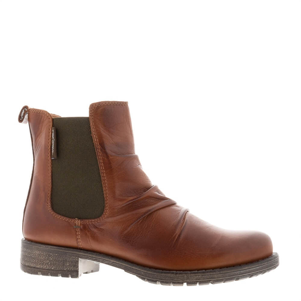 Carl Scarpa Cavalina Tan Chelsea Ankle Boots